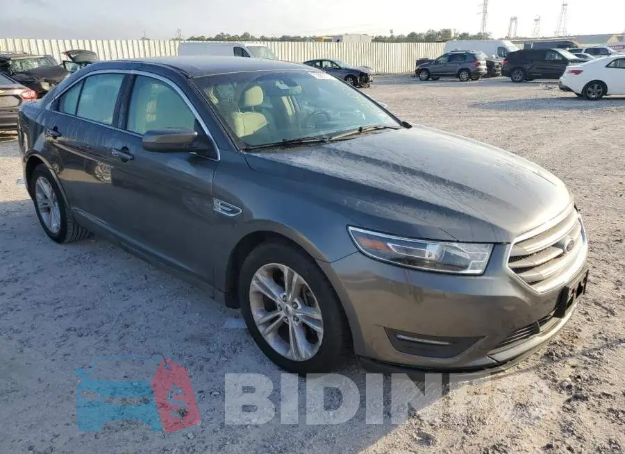 1FAHP2E85FG209541 Photo# 4