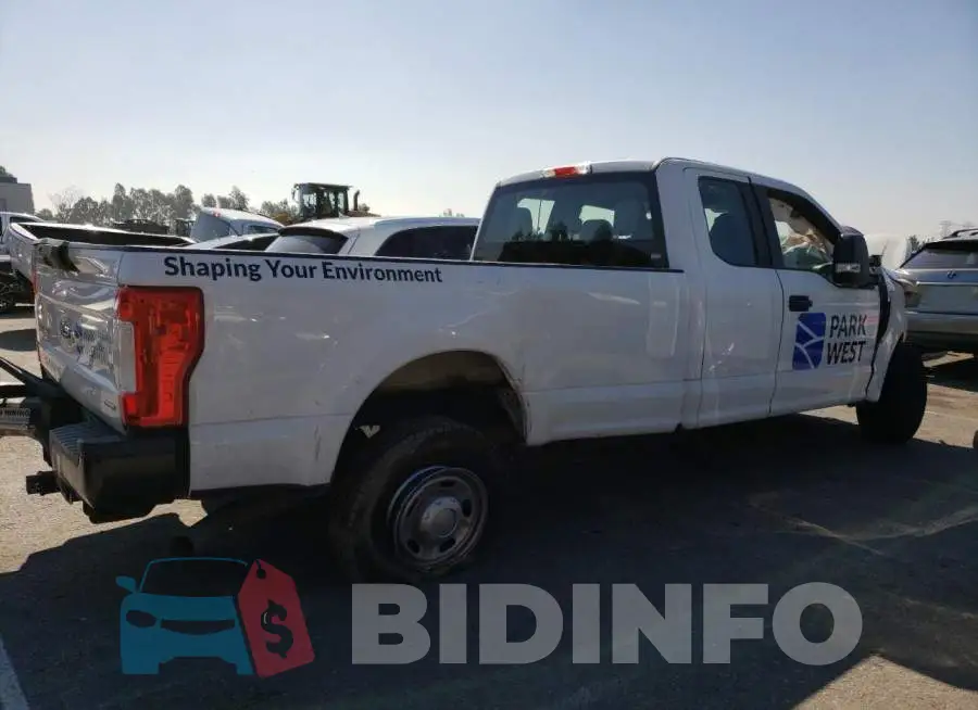 1FT7X2A69JEB98297 Photo# 3
