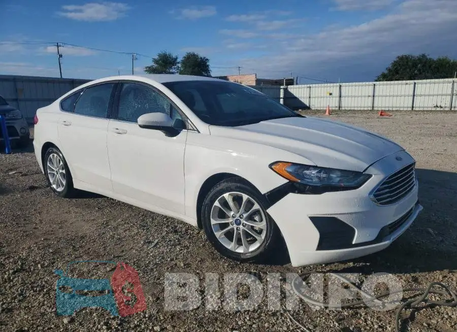 3FA6P0HD4KR272508 Photo# 4
