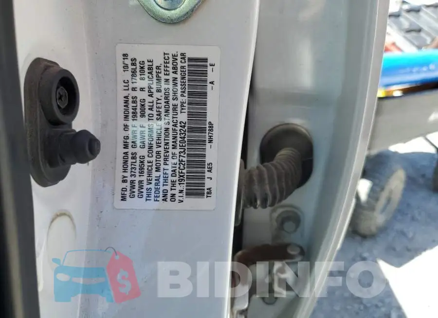 19XFC2F73JE043242 Photo# 12