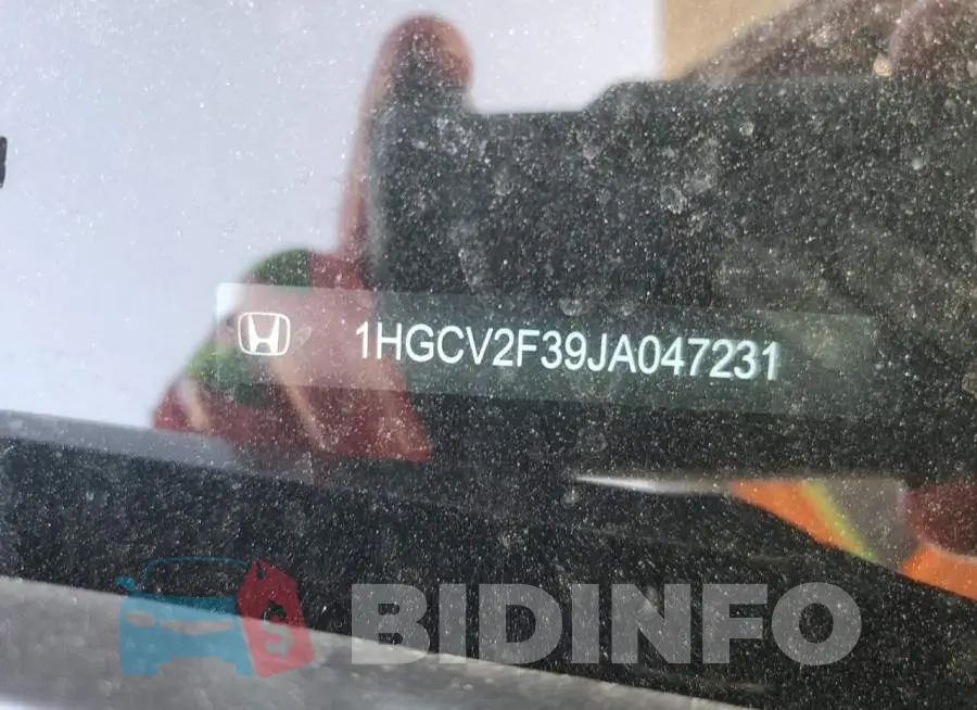 1HGCV2F39JA047231 Photo# 12