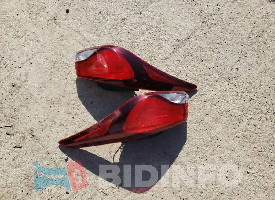 5NPDH4AE6GH674680 Photo# 12