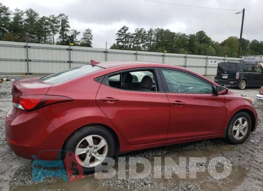 5NPDH4AE8FH585174 Photo# 3