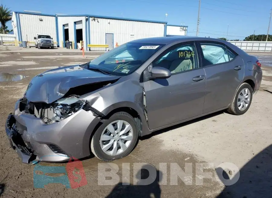 2T1BURHEXFC306767 Photo# 1
