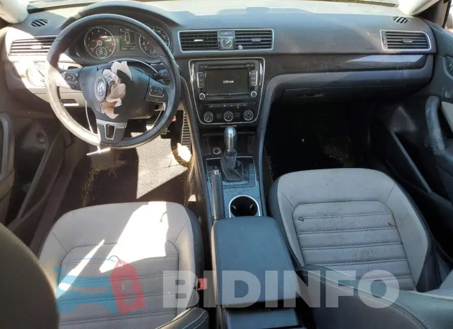1VWBS7A36FC070367 Photo# 8