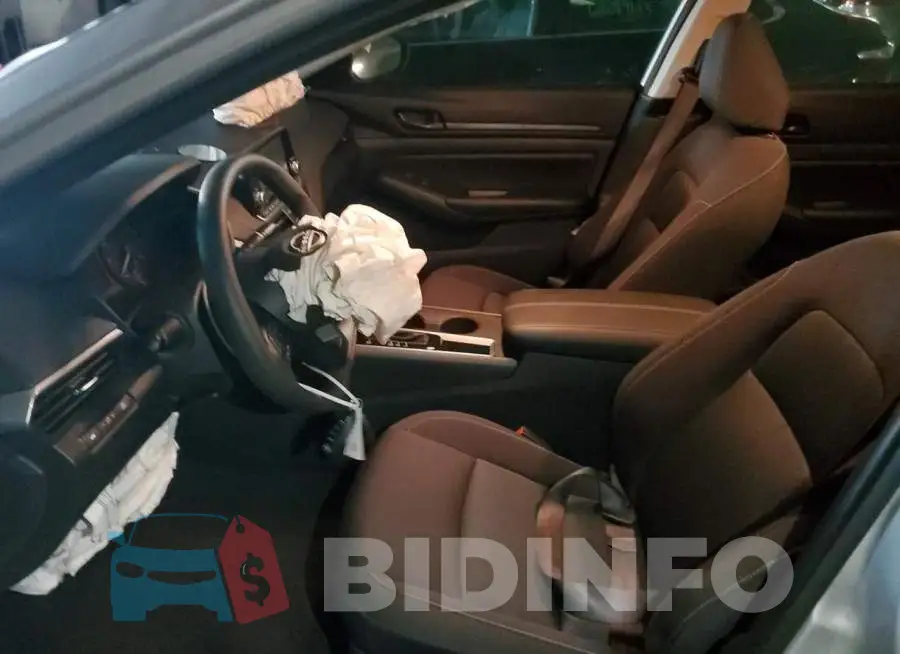 1N4BL4BV2PN390067 Photo# 7