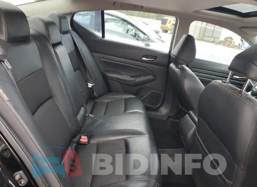 1N4BL4CV4KC176507 Photo# 10