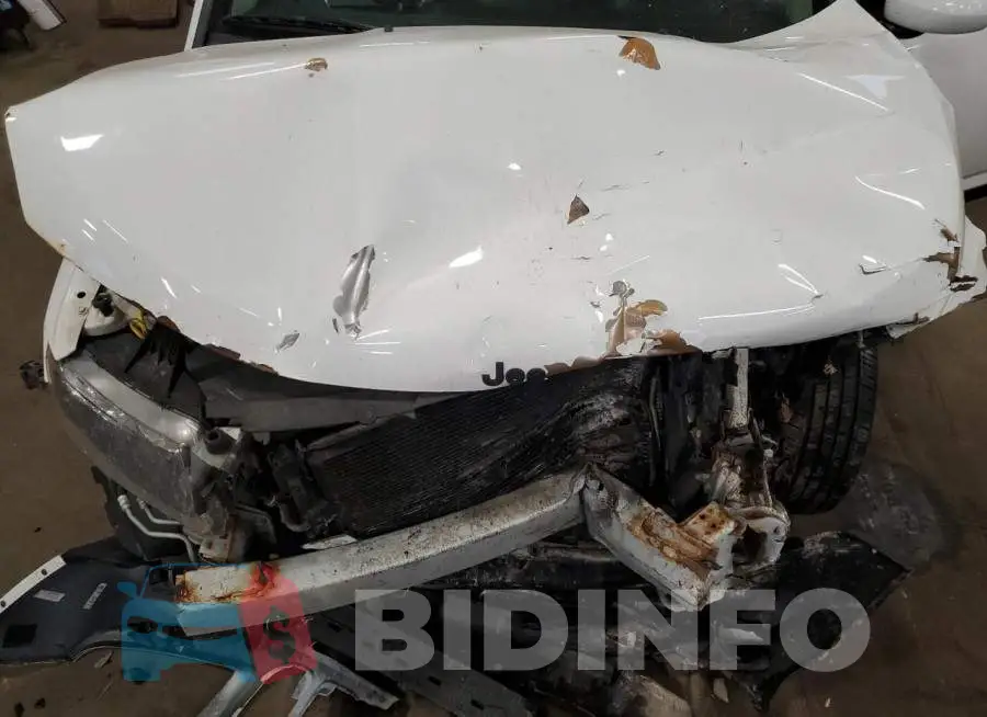 1C4NJCEB0ED628252 Photo# 11