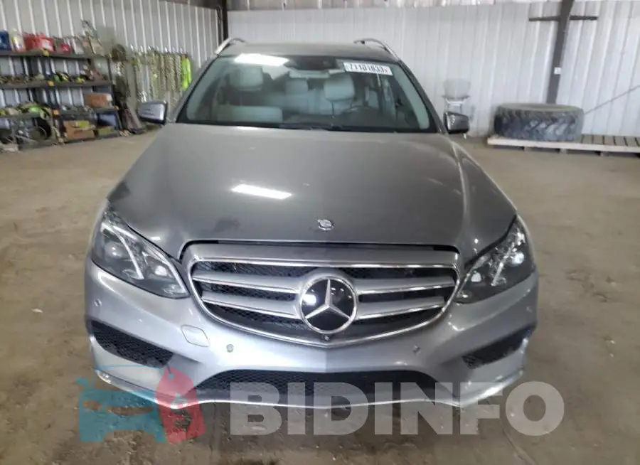 WDDHH8JB9FB083506 Photo# 5