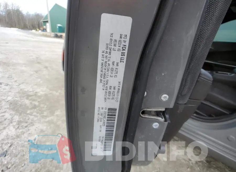 2C3CDXBG1JH180255 Photo# 13