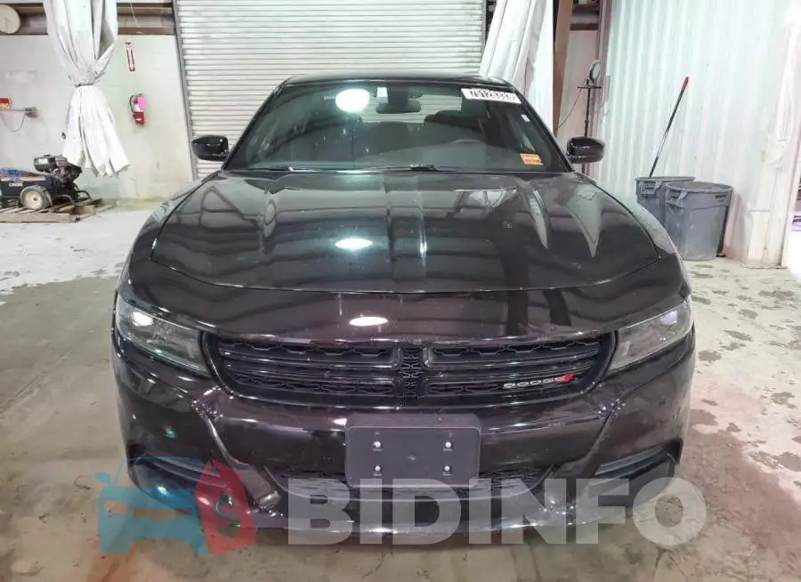 2C3CDXBG8PH568611 Photo# 5