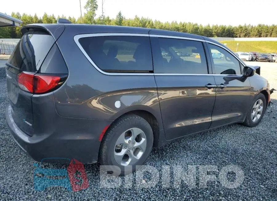 2C4RC1H72LR257922 Photo# 3
