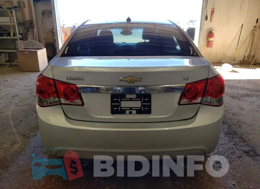 1G1PC5SB0E7256258 Photo# 6