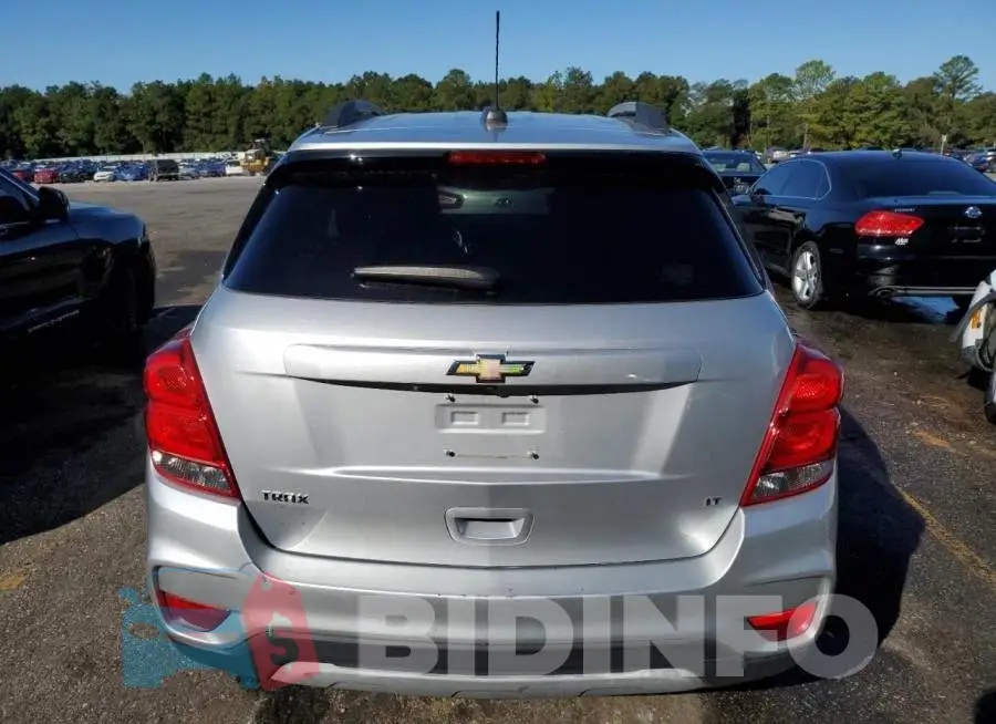 KL7CJLSB1HB155826 Photo# 6
