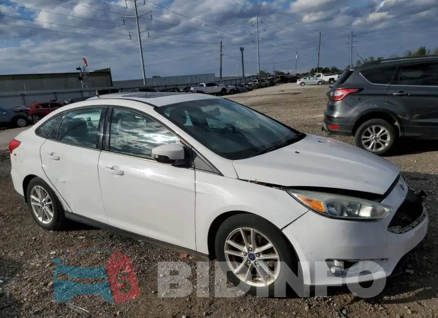 1FADP3F26FL273576 Photo# 4