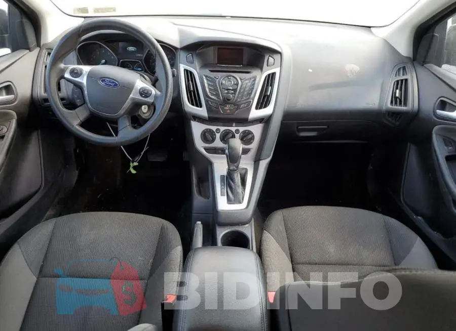 1FADP3F27EL402018 Photo# 8