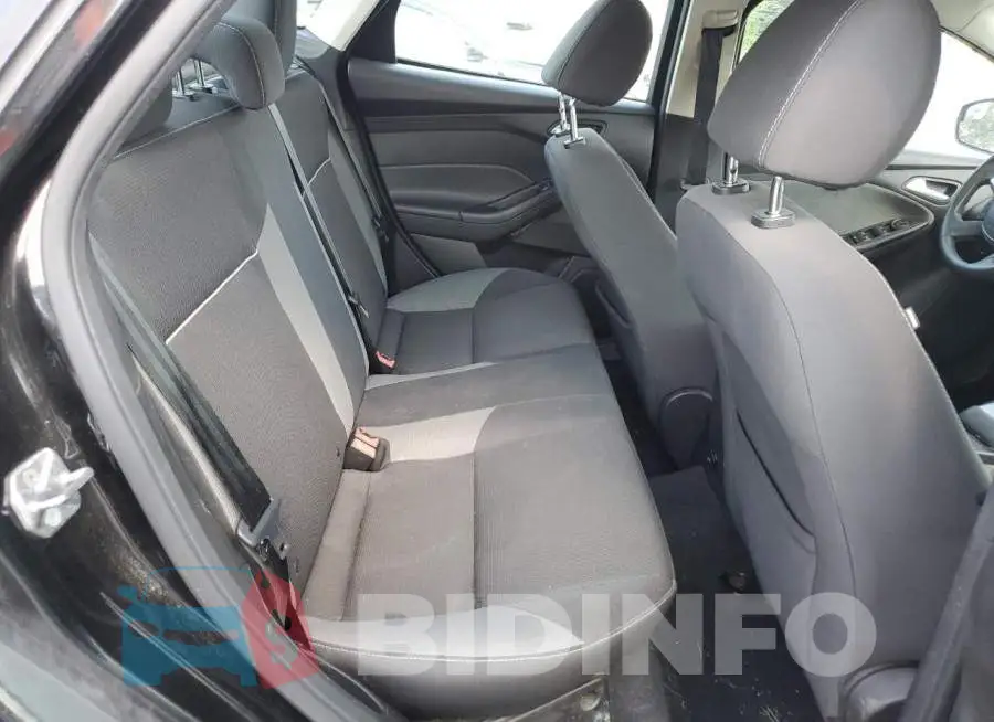 1FADP3F27EL402018 Photo# 10