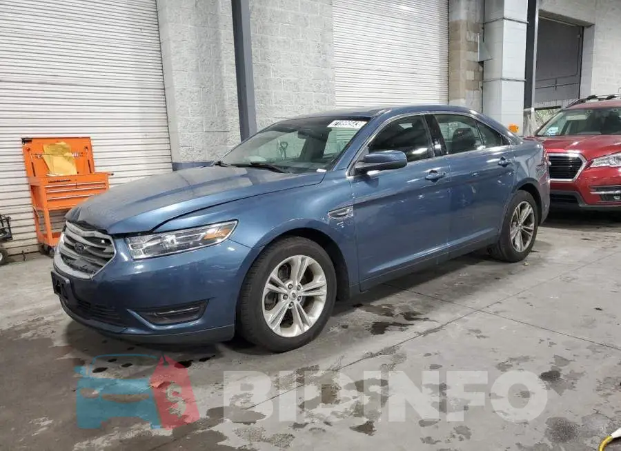 1FAHP2E82JG134984 Photo# 1