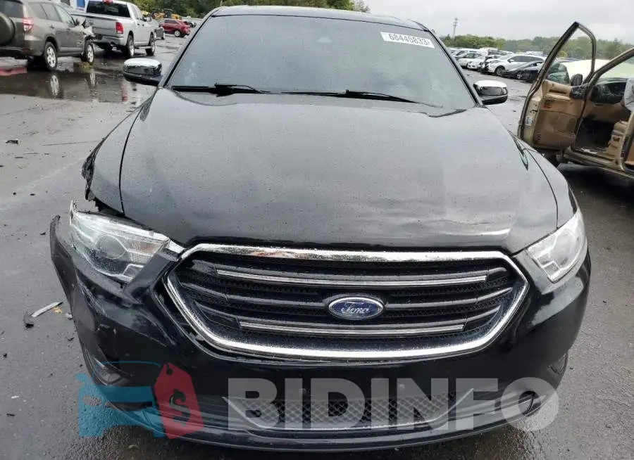 1FAHP2F82JG138581 Photo# 5