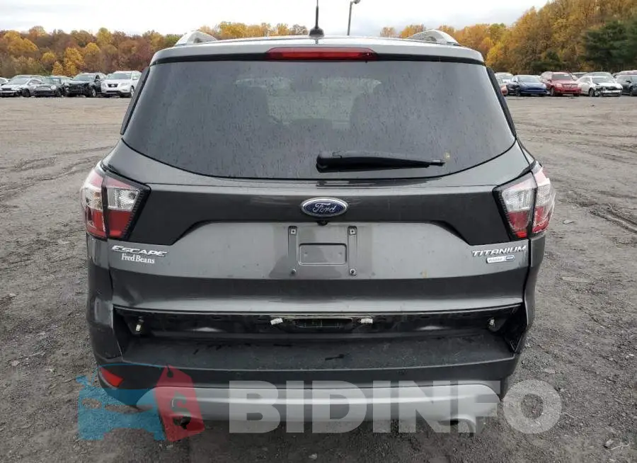 1FMCU9J98HUD63813 Photo# 6