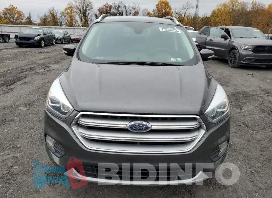 1FMCU9J98HUD63813 Photo# 5