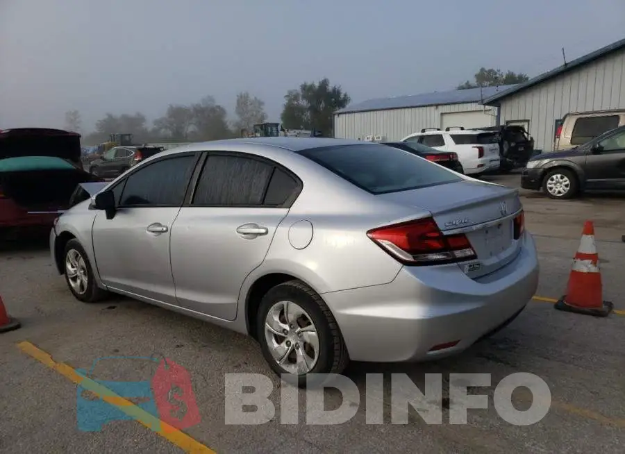 19XFB2F57EE031330 Photo# 2