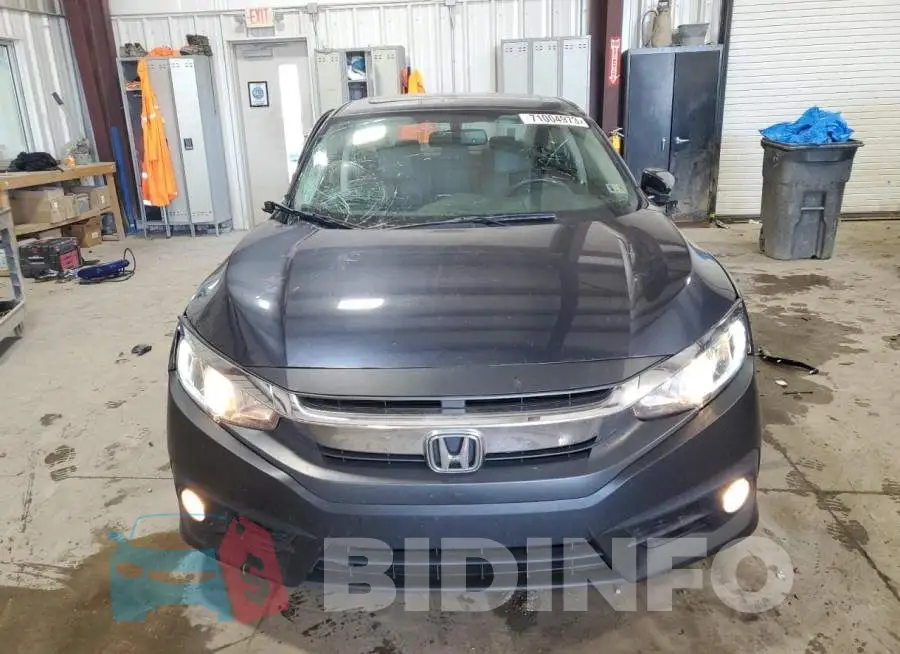 19XFC1F77HE011916 Photo# 5