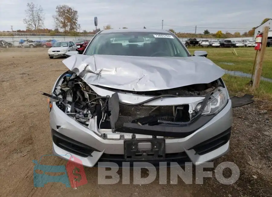 19XFC2F51HE016114 Photo# 5