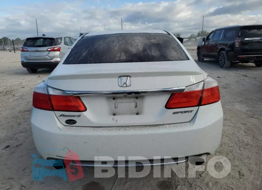 1HGCR2F51EA155872 Photo# 6