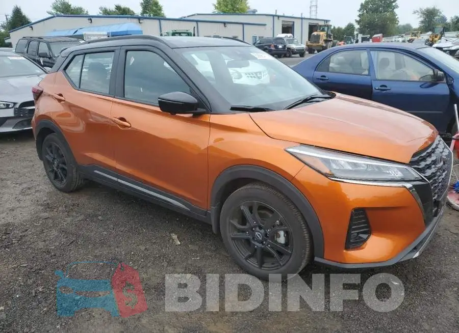 3N1CP5DV4PL469152 Photo# 4