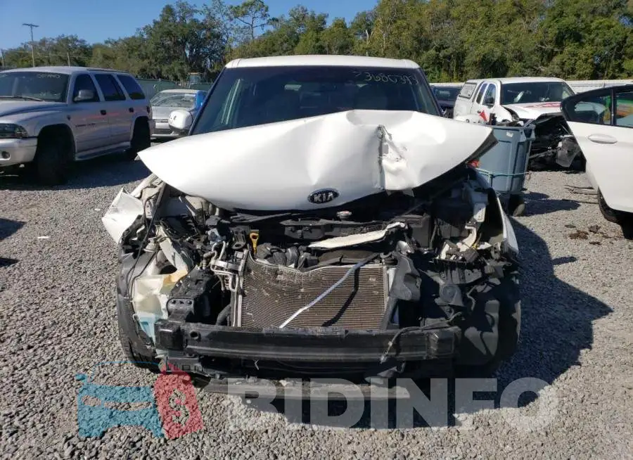 KNDJN2A21G7405772 Photo# 5
