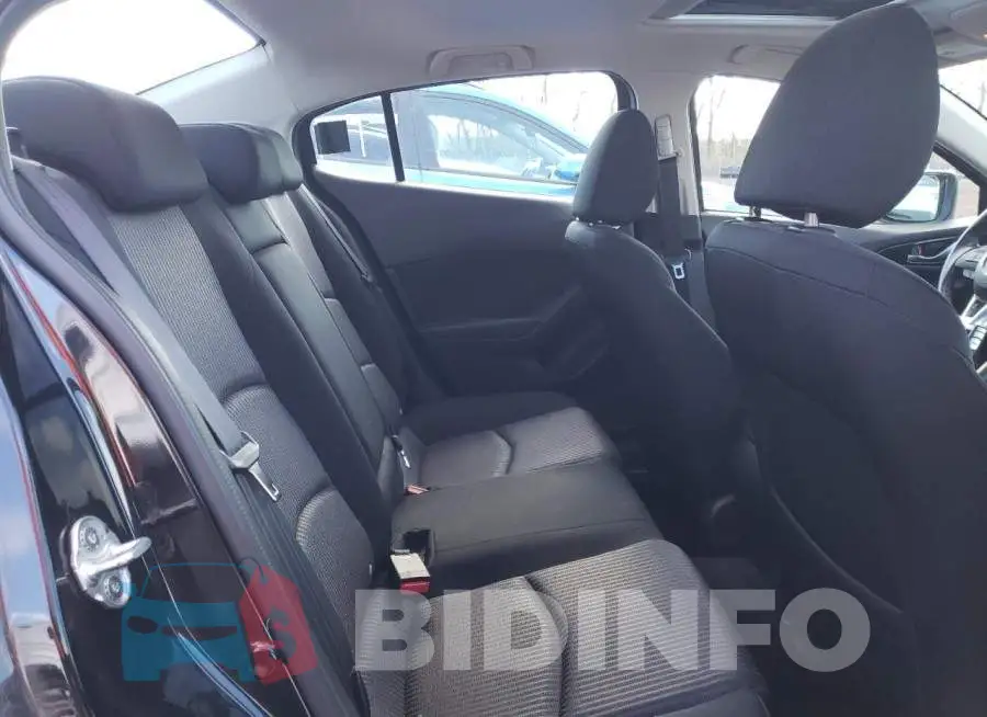 JM1BM1V71G1327620 Photo# 10