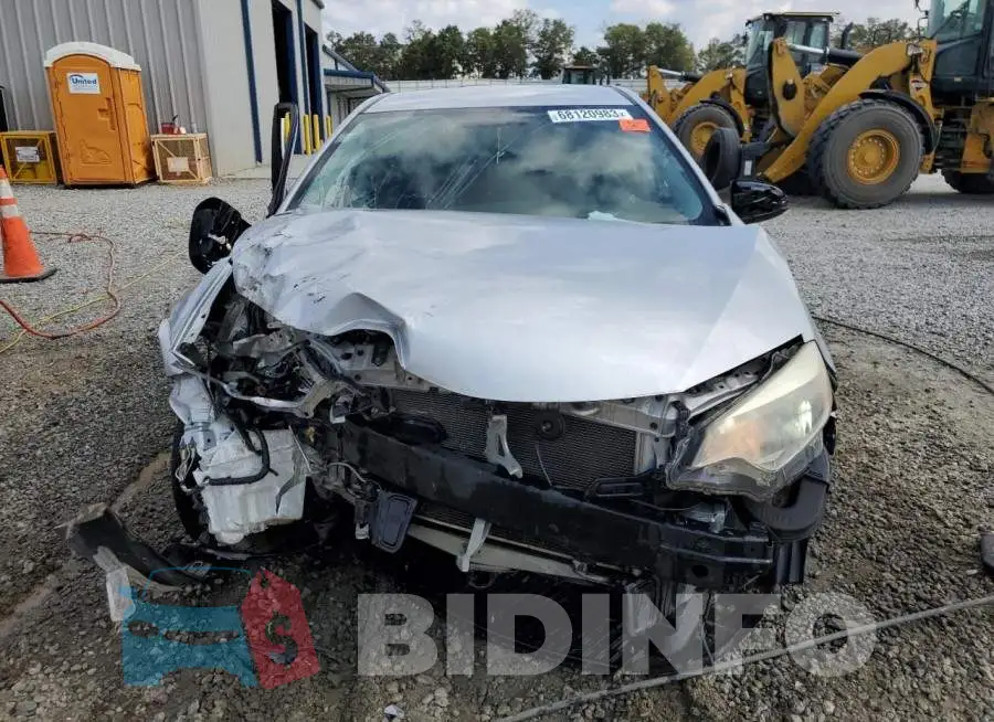2T1BURHE1FC382698 Photo# 5