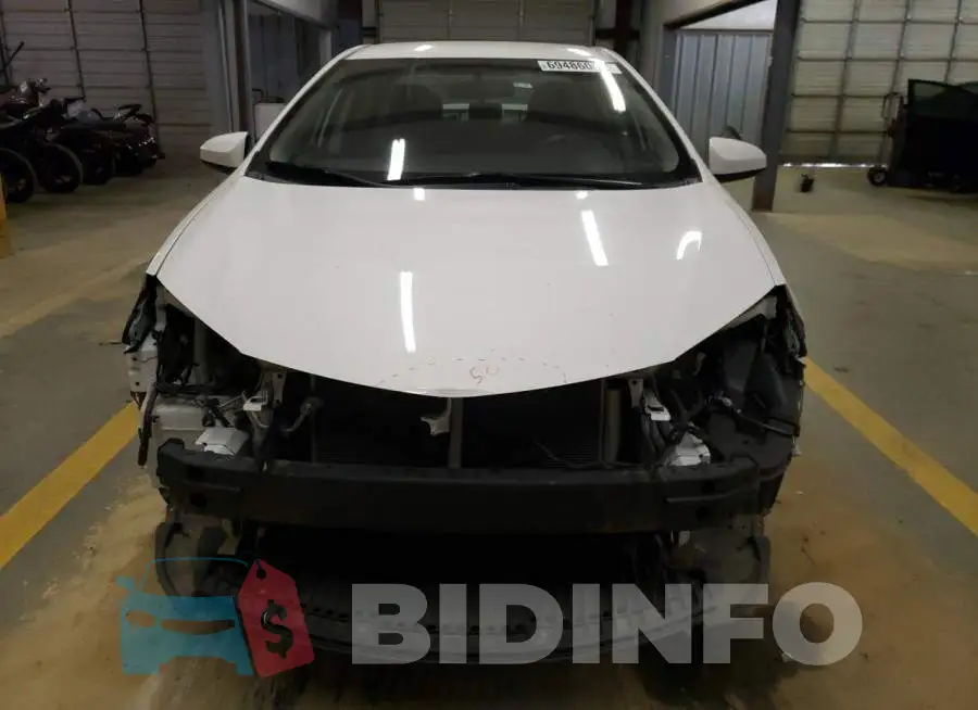 2T1BURHE8FC476898 Photo# 5