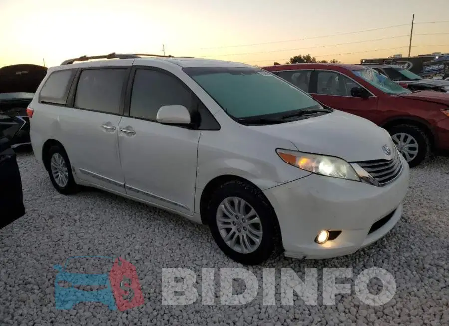 5TDYK3DCXFS673743 Photo# 4