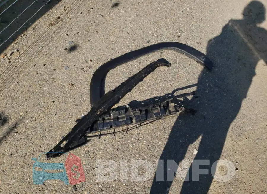 5TFLA5AB2NX008445 Photo# 12