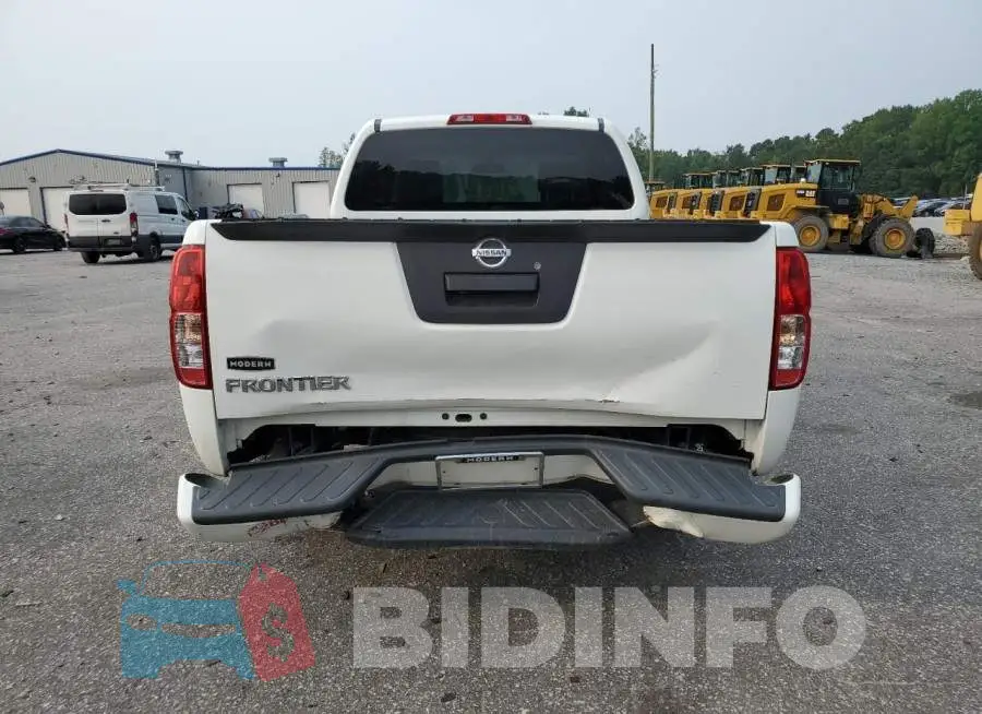 1N6BD0CT7JN768384 Photo# 6