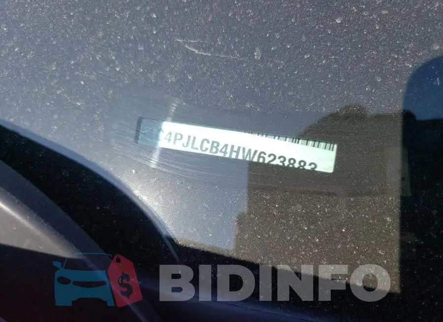 1C4PJLCB4HW623883 Photo# 12