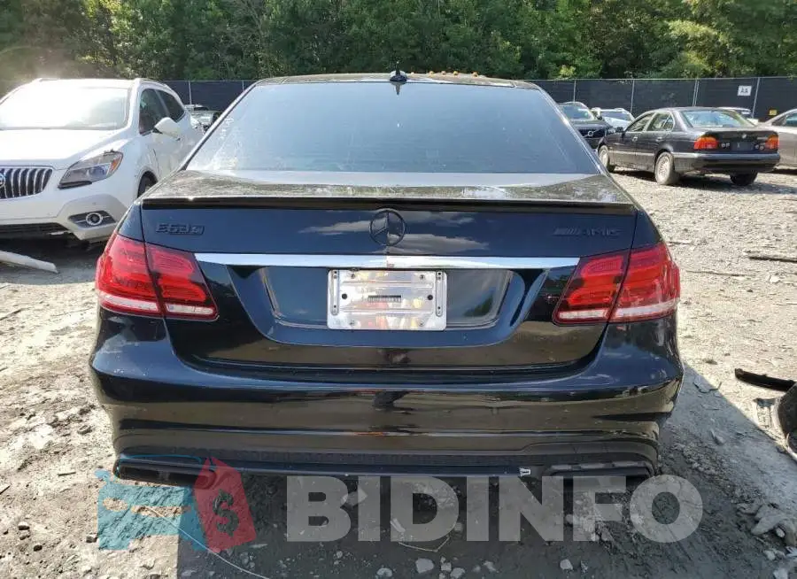 WDDHF7GB8FB111626 Photo# 6