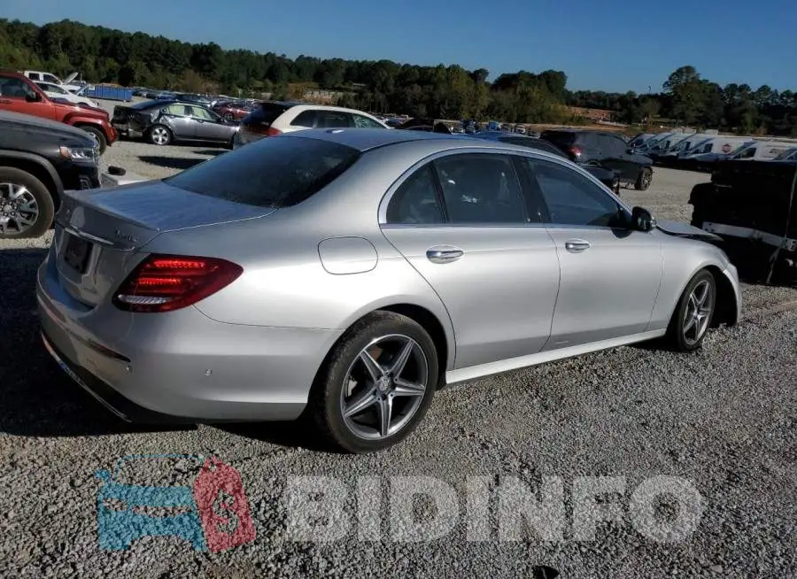 WDDZF4KB7HA166345 Photo# 3