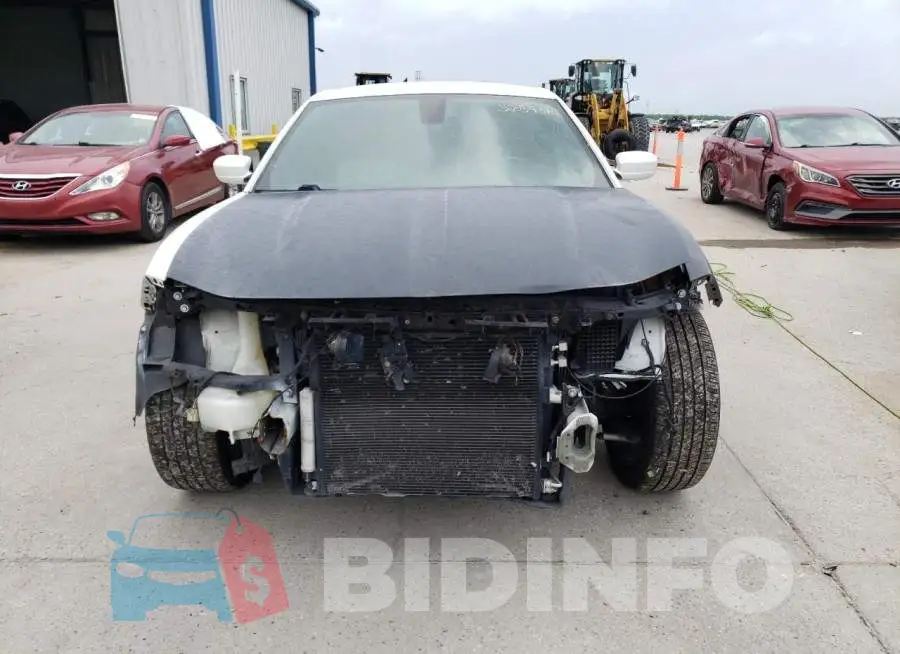 2C3CDXHG5FH725288 Photo# 5