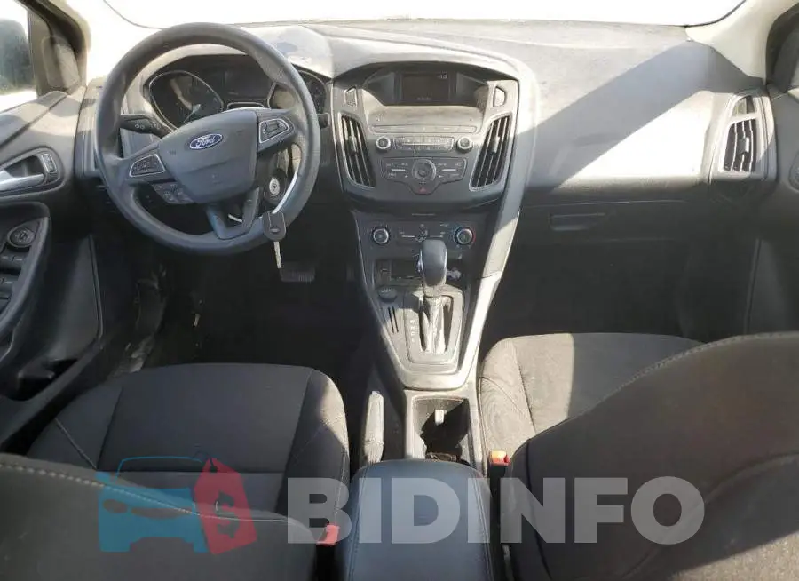 1FADP3F24JL272452 Photo# 8
