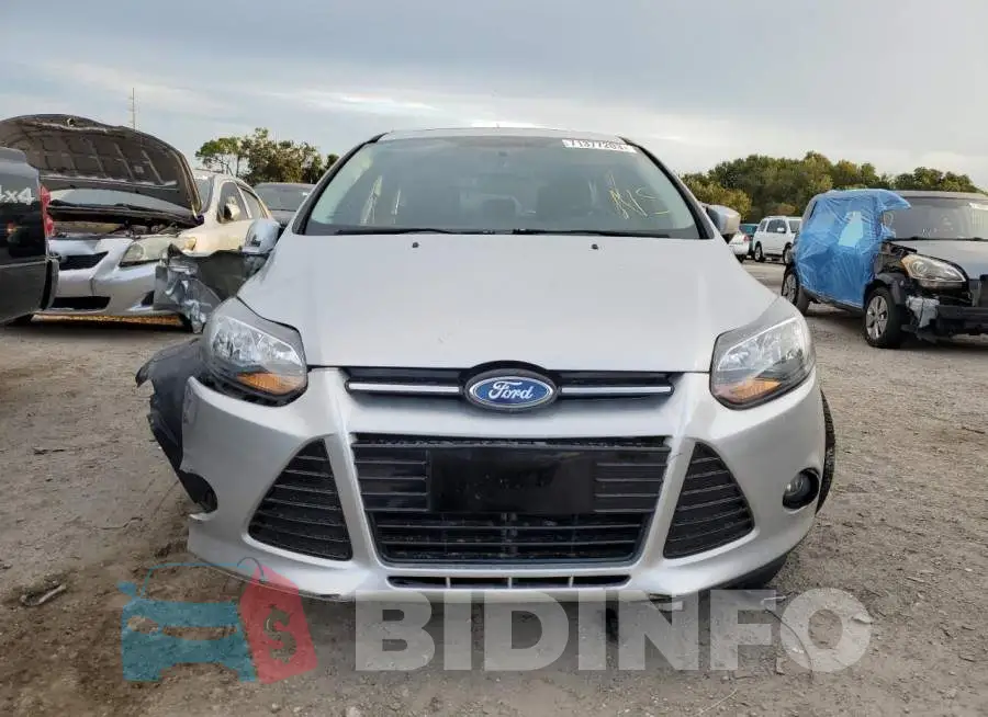 1FADP3N22EL268763 Photo# 5