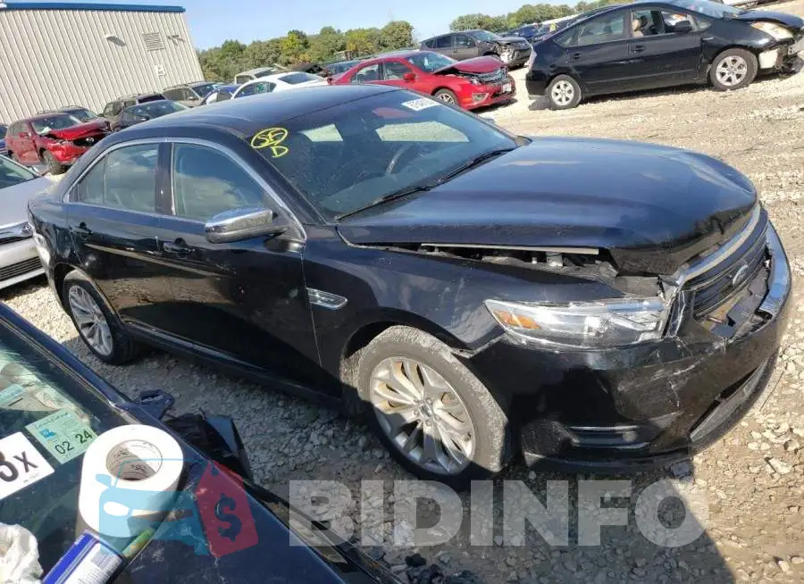 1FAHP2F86GG104085 Photo# 4