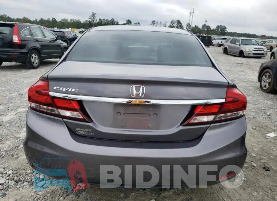 19XFB2F83EE081023 Photo# 6