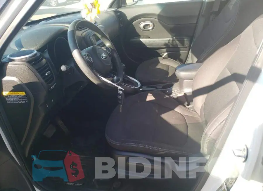 KNDJN2A23G7834170 Photo# 7