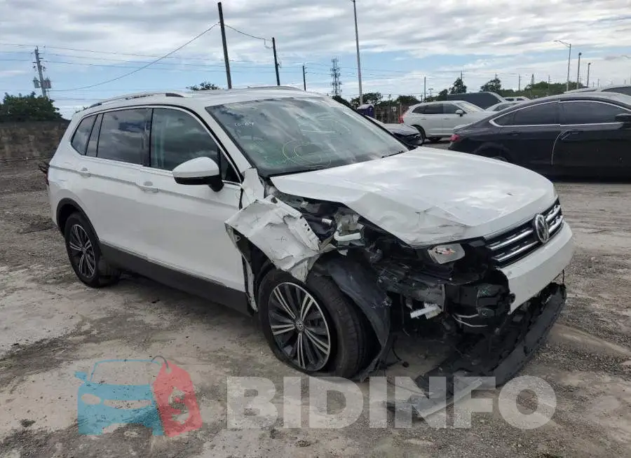 3VV3B7AX8KM087837 Photo# 4