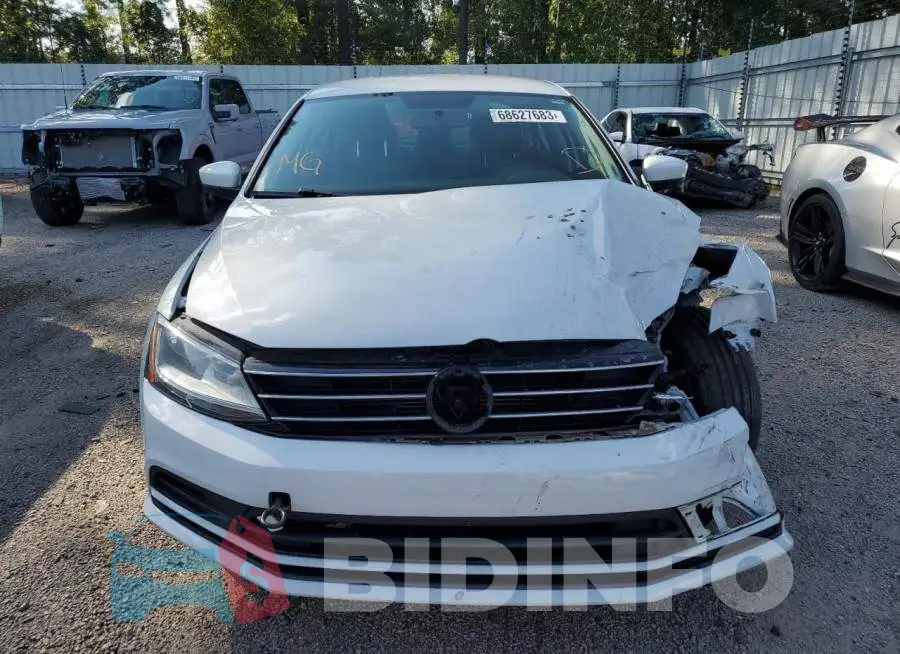 3VW2B7AJ0HM282939 Photo# 5