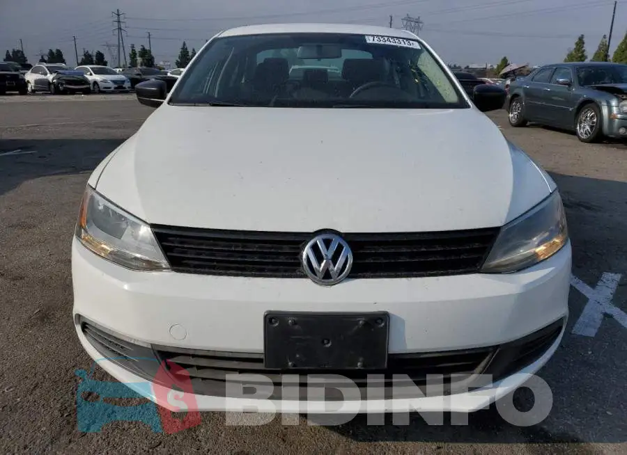 3VW2K7AJ2EM411775 Photo# 5