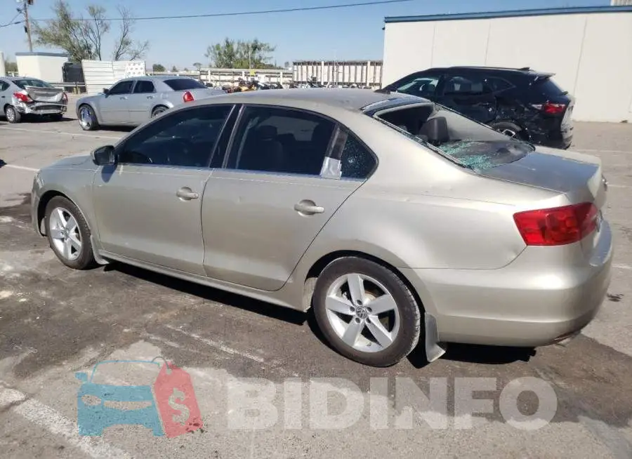 3VW3L7AJ9EM337241 Photo# 2